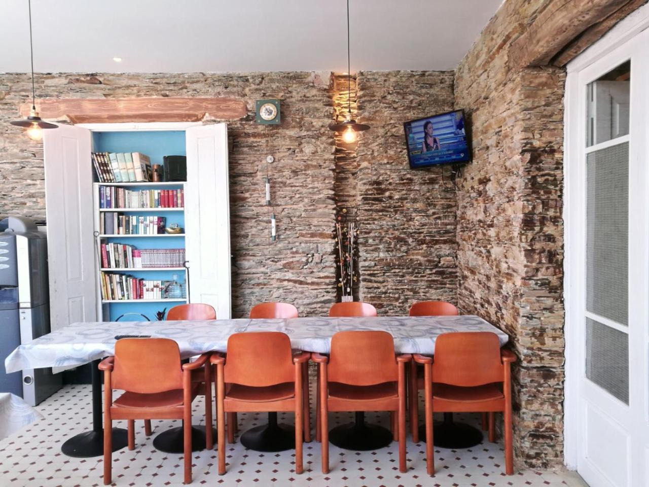Albergue Savior Lourenzá Kültér fotó