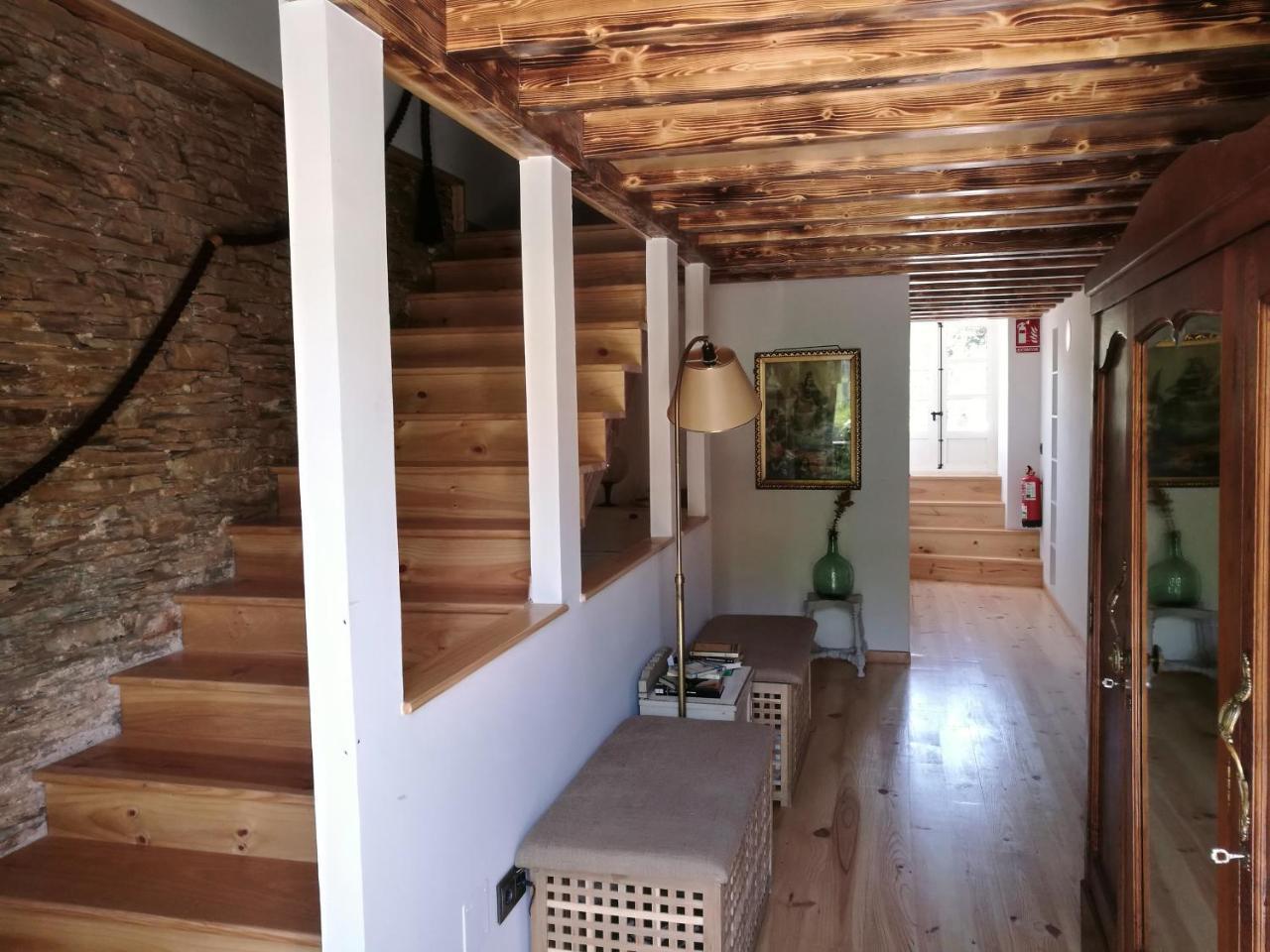Albergue Savior Lourenzá Kültér fotó