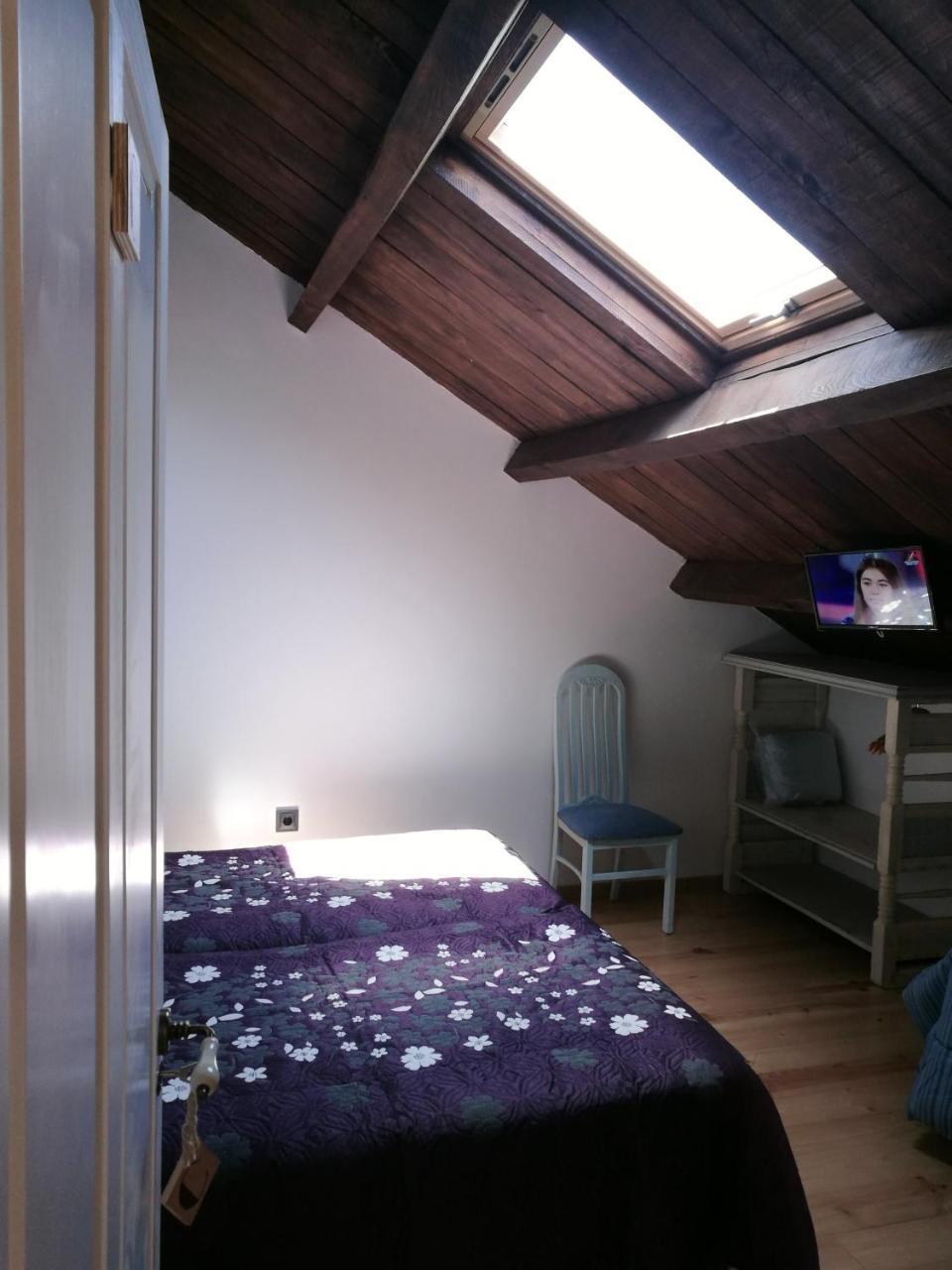 Albergue Savior Lourenzá Kültér fotó