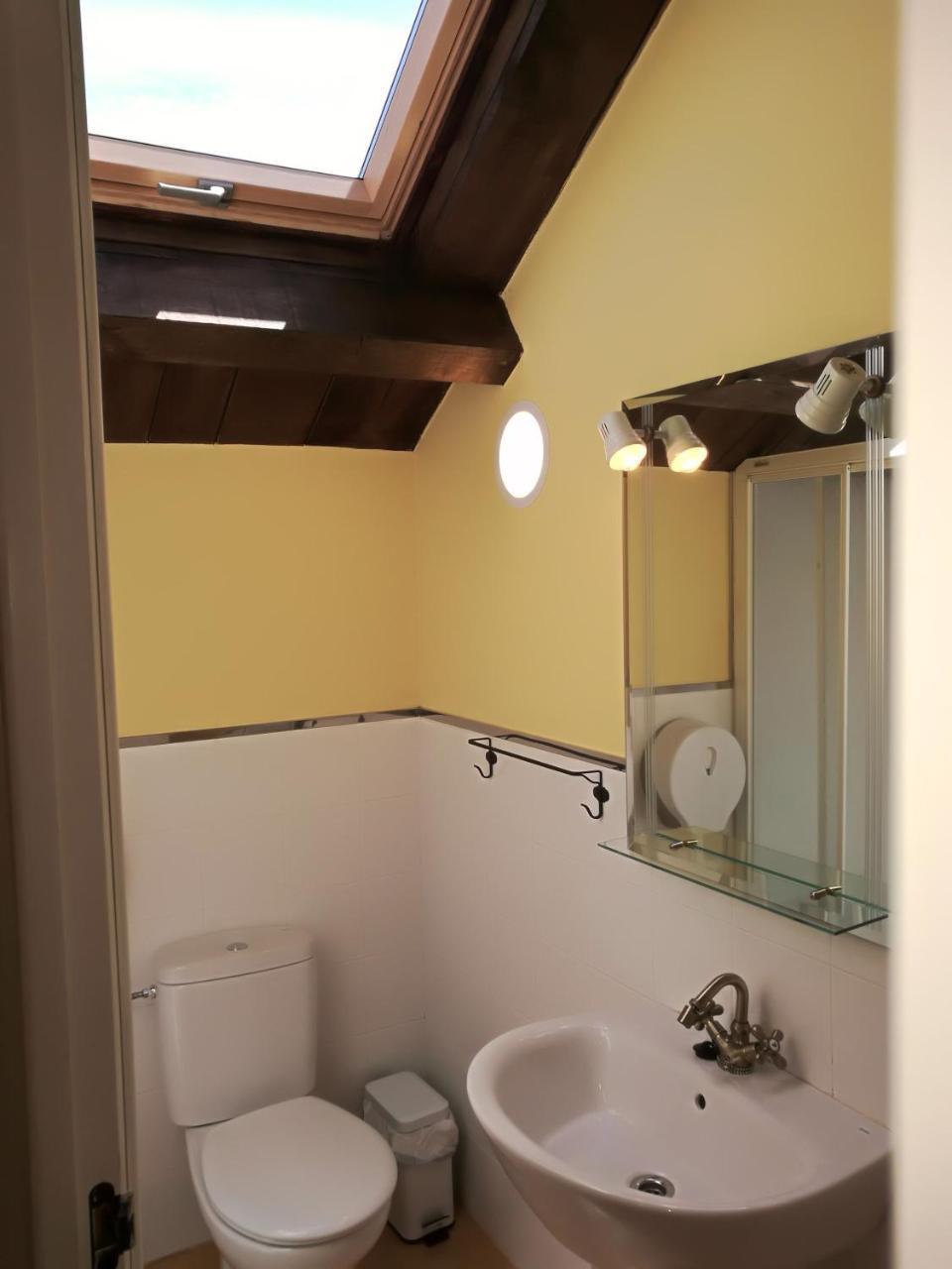 Albergue Savior Lourenzá Kültér fotó