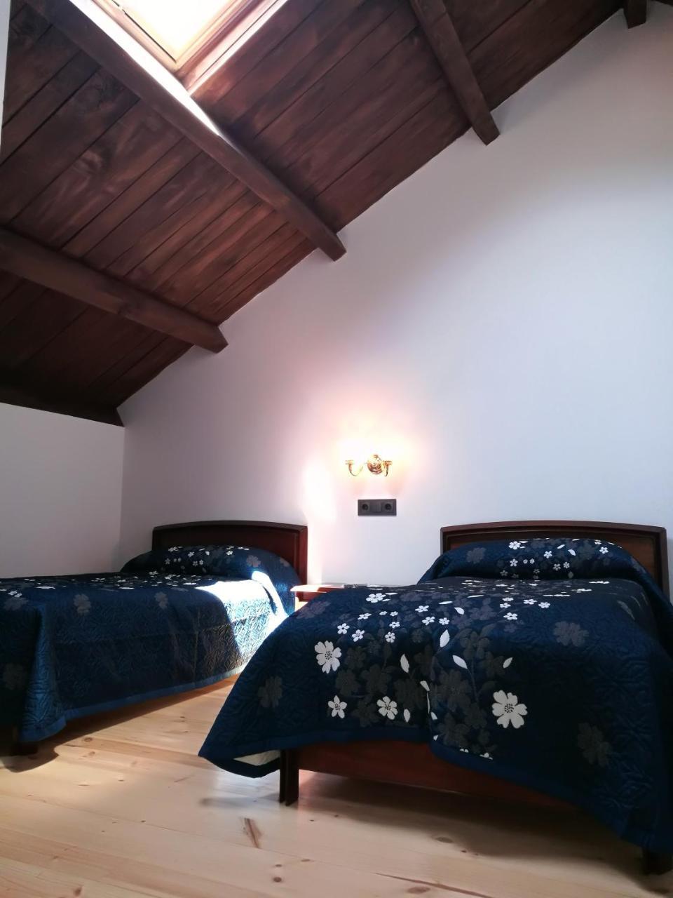 Albergue Savior Lourenzá Kültér fotó