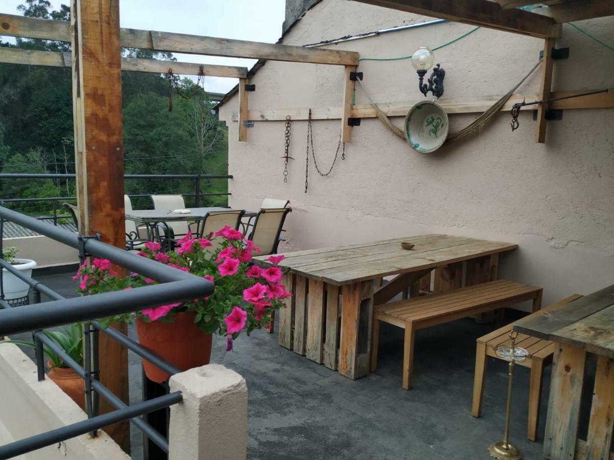 Albergue Savior Lourenzá Kültér fotó
