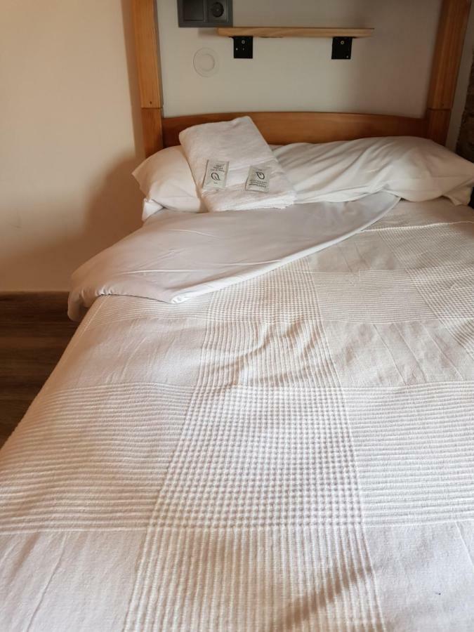 Albergue Savior Lourenzá Kültér fotó